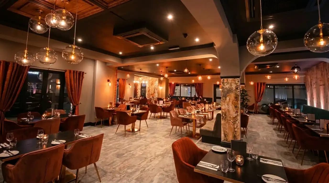 Sophisticated Dining Ambiance